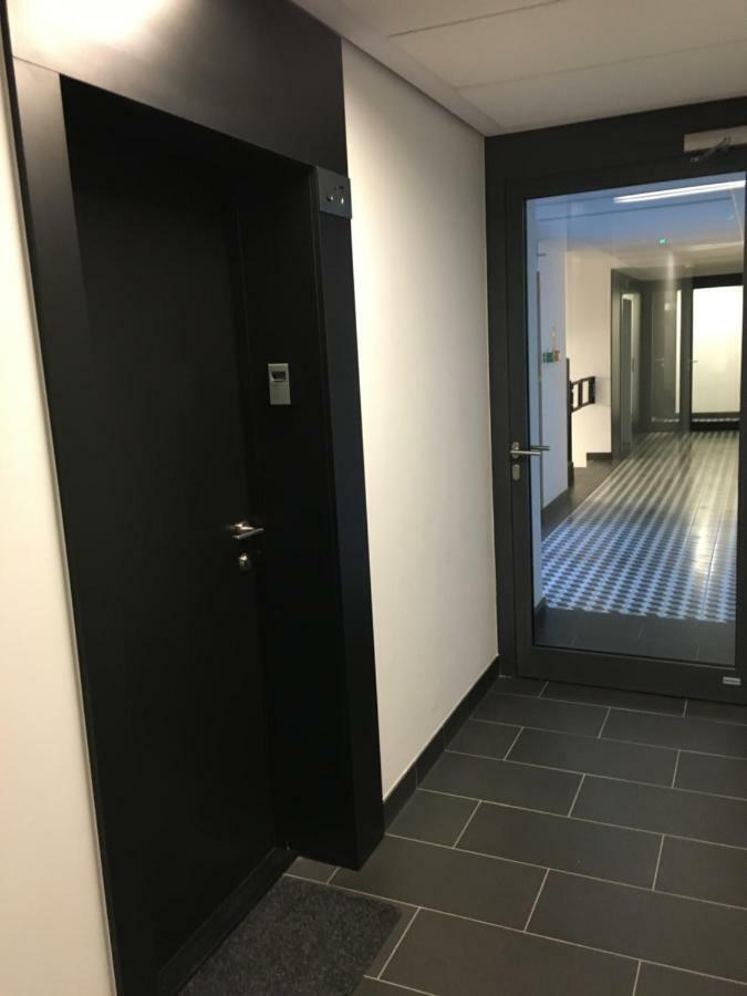 Moko Apartment Parking W Cenie Varşova Dış mekan fotoğraf